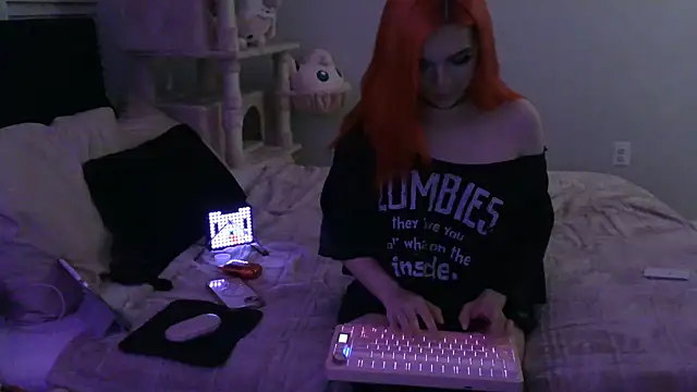 Snapshot of xKittyKat chatting on March 2026 04:39:01 AM xKittyKat online show from March 2026 04:39:01 AM