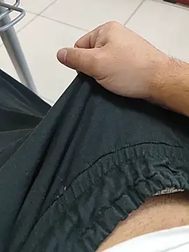 Snapshot of ertance40 chatting on February 2026 07:42:02 AM ertance40 online show from February 2026 07:42:02 AM