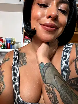 Snapshot of foxxy_nasty chatting on October 2025 08:31:02 PM foxxy nasty online show from October 2025 08:31:02 PM
