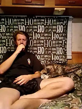 hothippie420 online show from December 2024 12:47:01 AM