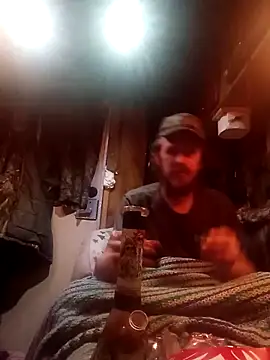 hothippie420 online show from December 2025 04:09:01 AM