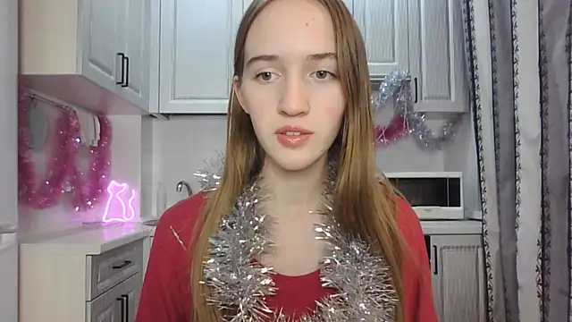 Snapshot of leslie_my_lovee chatting on December 2024 03:16:01 PM leslie my lovee online show from December 2024 03:16:01 PM