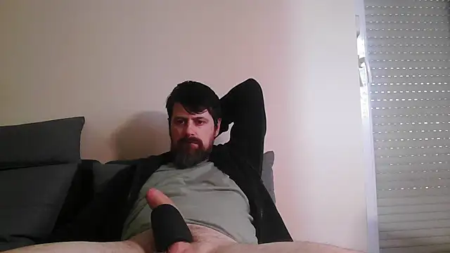 Snapshot of DickStaza chatting on February 2026 11:43:02 AM DickStaza online show from February 2026 11:43:02 AM