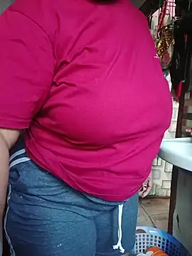 Snapshot of Ivy-09 chatting on February 2026 04:50:02 AM Ivy-09 online show from February 2026 04:50:02 AM