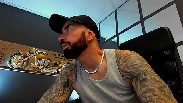 AronGrant online show from November 2025 09:53:01 AM