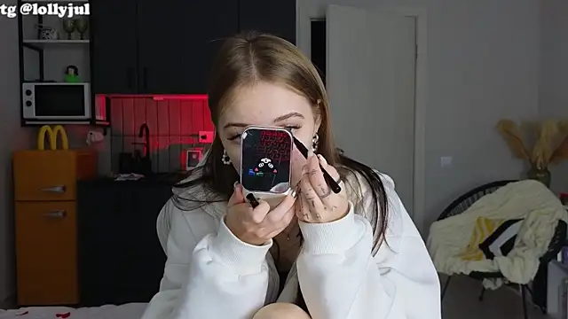 doll lol  online show from October 2025 08:50:02 PM