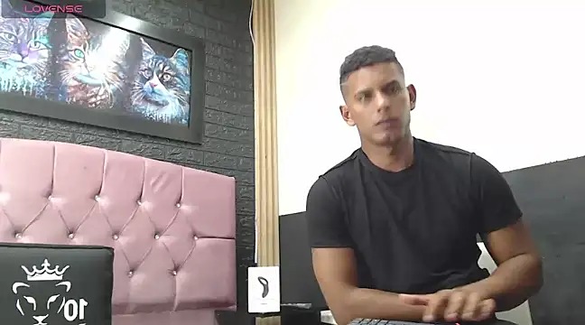 Chris Dick23 online show from February 2025 07:20:01 AM