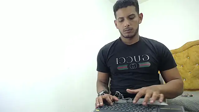 Chris Dick23 online show from July 2026 04:41:02 AM