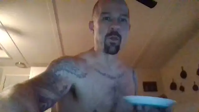 Snapshot of Kinkster615 chatting on June 2026 02:56:01 AM Kinkster615 online show from June 2026 02:56:01 AM
