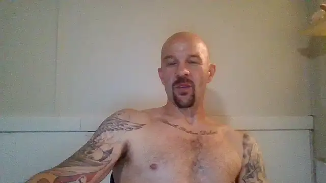 Snapshot of Kinkster615 chatting on June 2026 02:22:01 AM Kinkster615 online show from June 2026 02:22:01 AM