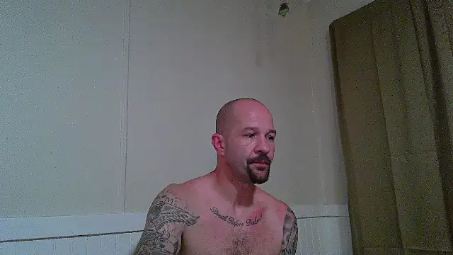 Snapshot of Kinkster615 chatting on July 2026 01:19:02 AM Kinkster615 online show from July 2026 01:19:02 AM