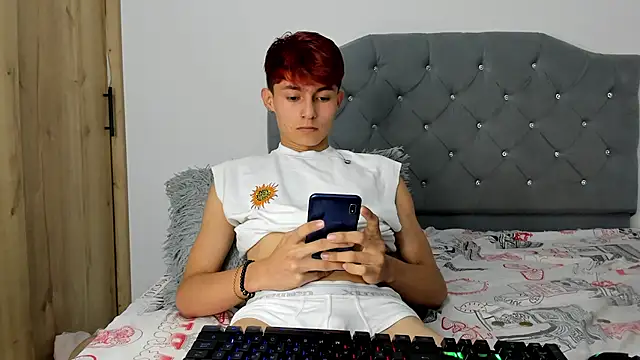 benavides anthony online show from February 2025 11:33:02 PM
