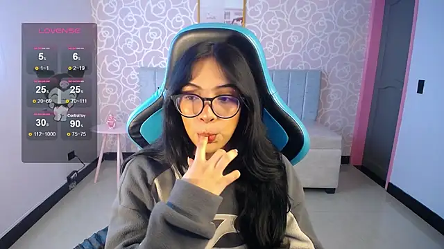 ninfa1 ch online show from February 2025 11:15:01 AM