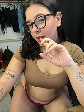 agoosvokk online show from April 2026 08:10:02 PM