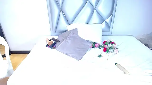 exotic karmella online show from February 2025 11:53:01 PM