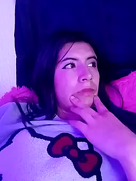 Snapshot of Yeimy_sweetf chatting on January 2025 06:35:01 AM Yeimy sweetf online show from January 2025 06:35:01 AM