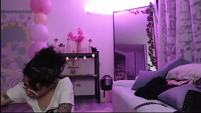 Hellen dumont online show from April 2026 04:50:02 AM