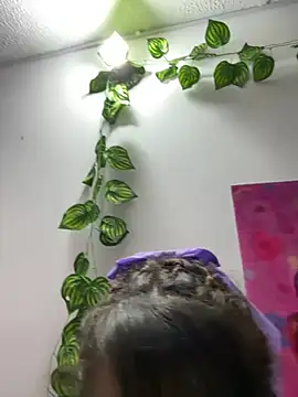 Hellen dumont online show from June 2026 11:24:02 PM