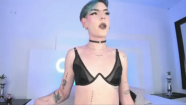 Ambar Jhones online show from December 2024 12:13:01 AM