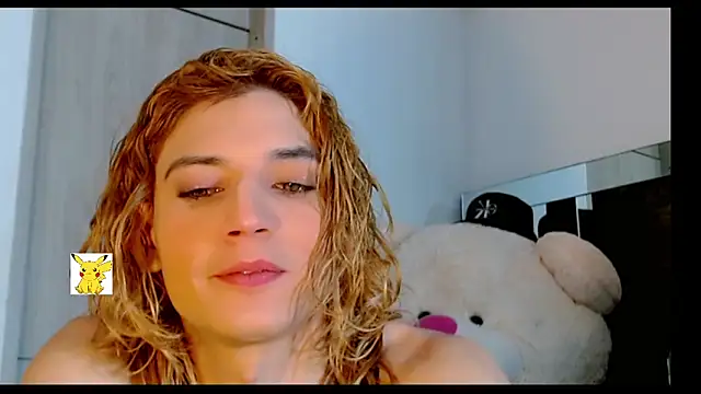 Snapshot of honey_skin chatting on March 2025 01:57:02 PM honey skin online show from March 2025 01:57:02 PM