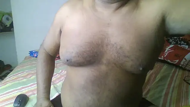 Snapshot of Beargryzzly chatting on January 2025 02:21:02 AM Beargryzzly online show from January 2025 02:21:02 AM