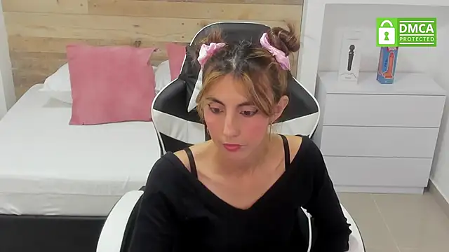 candy summer28 online show from September 2025 07:14:02 PM