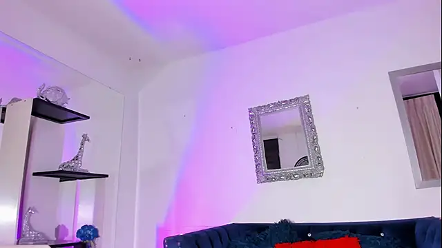 Snapshot of Orianadollx chatting on December 2024 12:11:01 PM Orianadollx online show from December 2024 12:11:01 PM