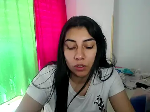 Snapshot of _katerin_love1 chatting on December 2025 05:53:01 PM katerin love1 online show from December 2025 05:53:01 PM