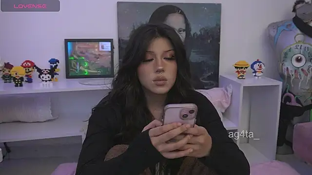 Ag4ta  online show from November 2025 02:54:01 AM