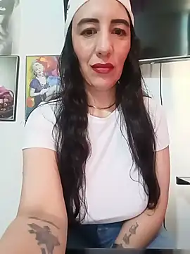 Snapshot of christine-x chatting on July 2026 02:08:02 PM christine-x online show from July 2026 02:08:02 PM