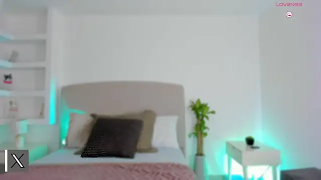 Ammy xx online show from March 2026 07:09:01 PM