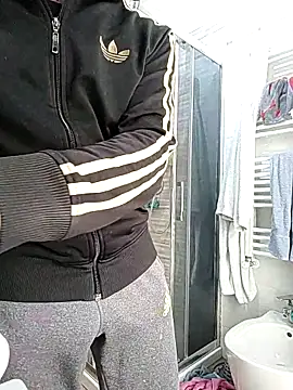 Snapshot of gilera250s chatting on January 2025 08:57:02 AM gilera250s online show from January 2025 08:57:02 AM