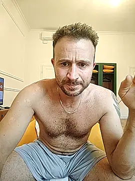 Snapshot of gilera250s chatting on October 2025 12:57:02 PM gilera250s online show from October 2025 12:57:02 PM