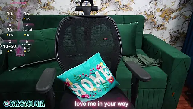 sassysonia online show from January 2025 12:14:01 PM