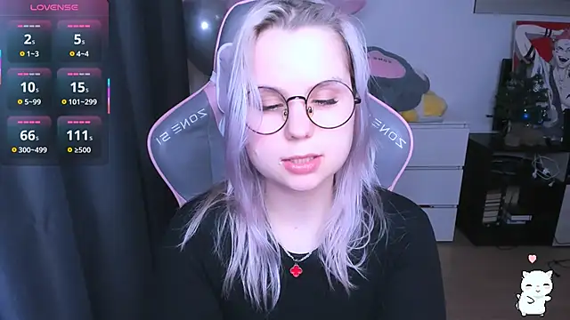 Snapshot of miray_kuriyama123 chatting on February 2026 08:29:02 PM miray kuriyama123 online show from February 2026 08:29:02 PM