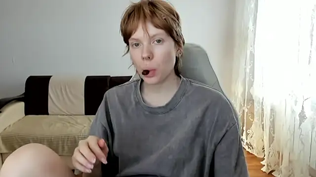 StellaDavis online show from May 2026 11:06:01 AM