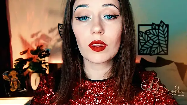 Snapshot of MissBeverlyMills chatting on March 2025 09:55:01 AM MissBeverlyMills online show from March 2025 09:55:01 AM