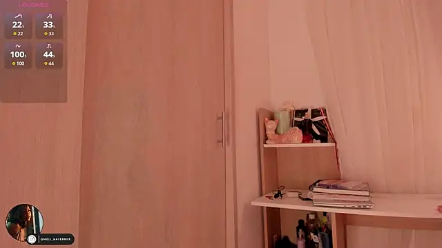 Snapshot of Melina_Ferrer1 chatting on February 2026 04:47:02 PM Melina Ferrer1 online show from February 2026 04:47:02 PM