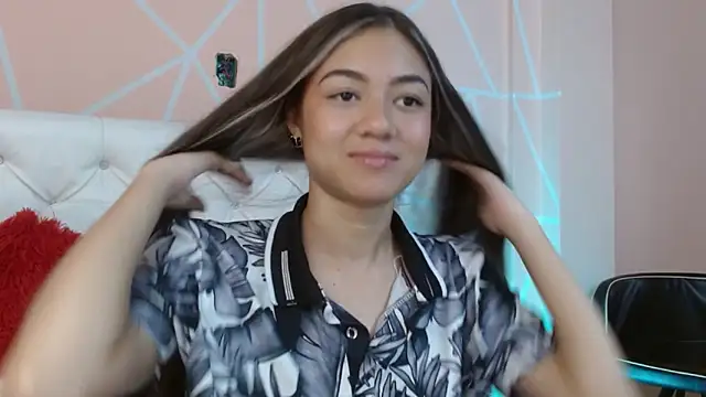 hantonella  online show from September 2025 08:10:02 PM