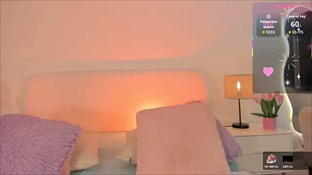 Snapshot of Megan-holly chatting on October 2025 08:47:01 PM Megan-holly online show from October 2025 08:47:01 PM