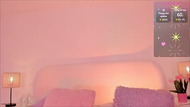 Snapshot of Megan-holly chatting on November 2025 04:29:02 PM Megan-holly online show from November 2025 04:29:02 PM