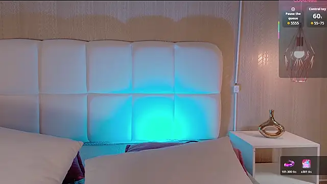 Snapshot of Megan-holly chatting on December 2025 04:03:02 PM Megan-holly online show from December 2025 04:03:02 PM