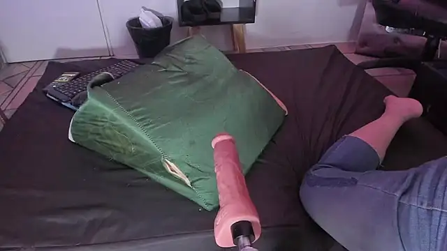 Lina23  online show from January 2025 08:54:01 PM