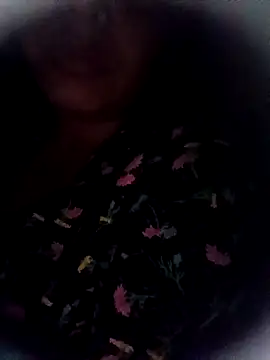 Snapshot of _sonal_sharma chatting on January 2025 01:06:01 AM sonal sharma online show from January 2025 01:06:01 AM