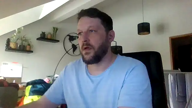 Snapshot of BennyLommy chatting on March 2026 12:54:02 PM BennyLommy online show from March 2026 12:54:02 PM