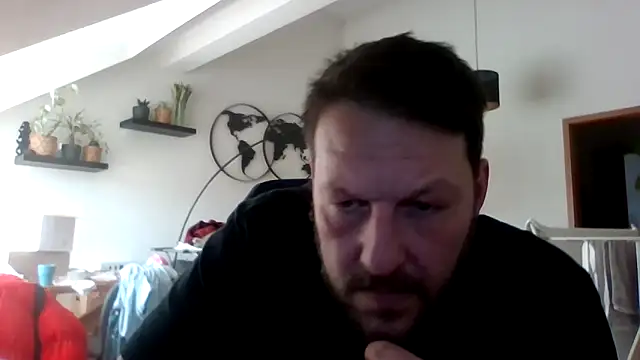 Snapshot of BennyLommy chatting on March 2026 01:37:01 PM BennyLommy online show from March 2026 01:37:01 PM