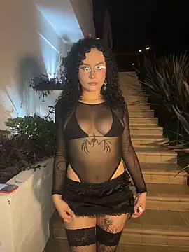 Snapshot of Electra_doll_ chatting on November 2025 11:36:02 PM Electra doll online show from November 2025 11:36:02 PM