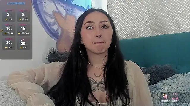 v1cky  online show from January 2025 09:42:02 PM