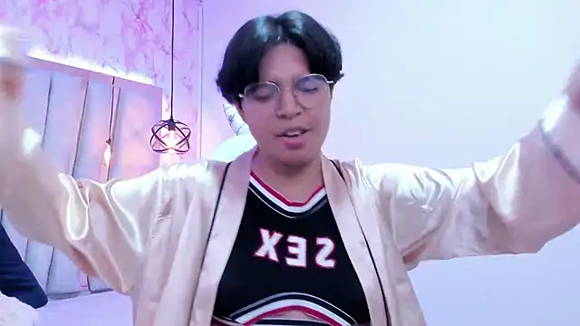 Emmapark  online show from March 2025 12:10:02 AM