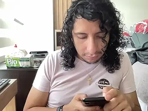 littlelatinhunter online show from January 2026 05:49:02 PM